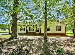 4626 Greenwood Dr, Gastonia, NC 28052