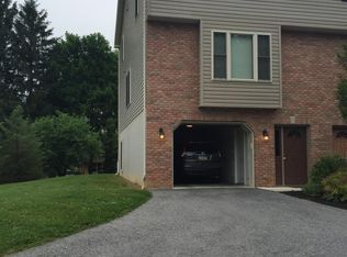151 Sylvan Crest Dr, Hollidaysburg, PA 16648