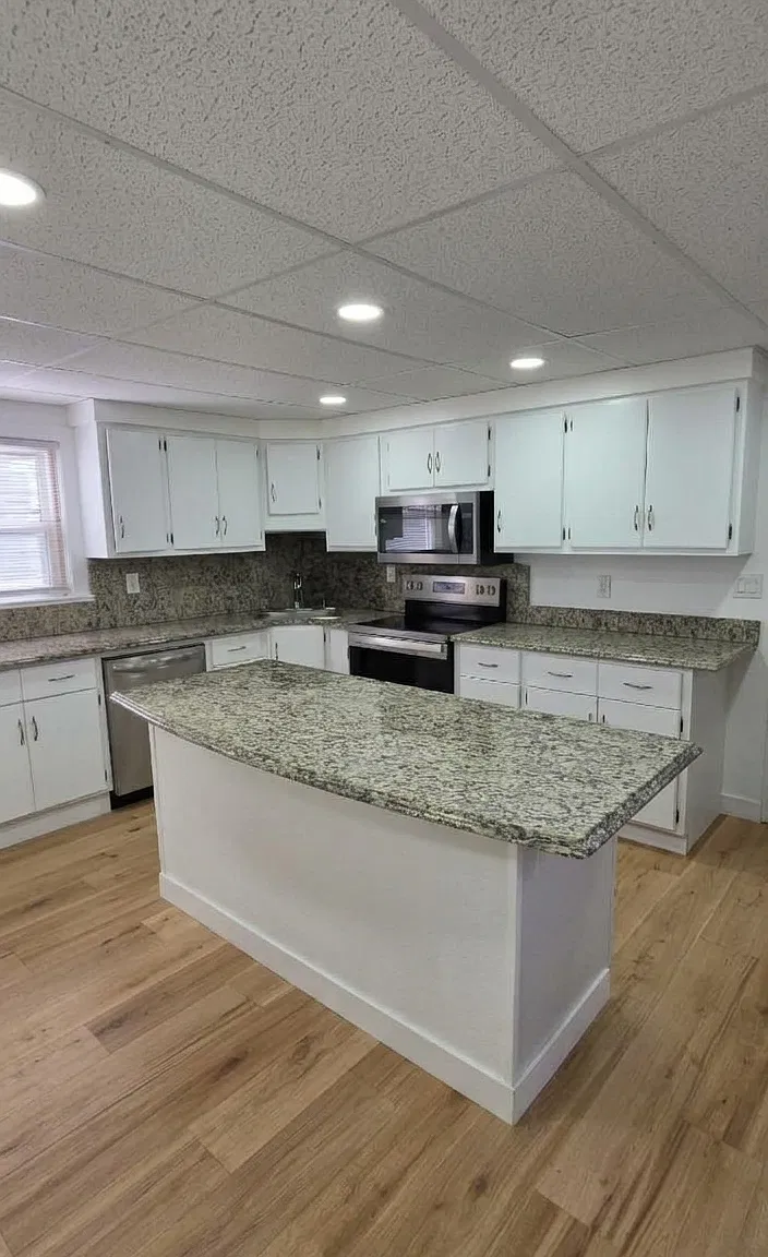 3 bed, 1088 sqft, $1,100 — Photo 1