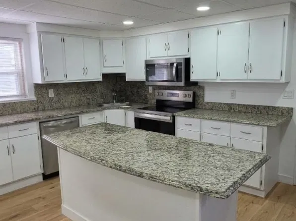 2510 Oak St, McKeesport, PA 15132