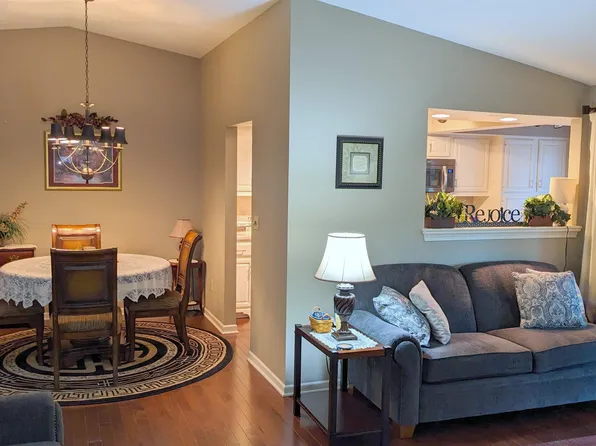 223 W Madison Ave, Bluffton, IN 46714