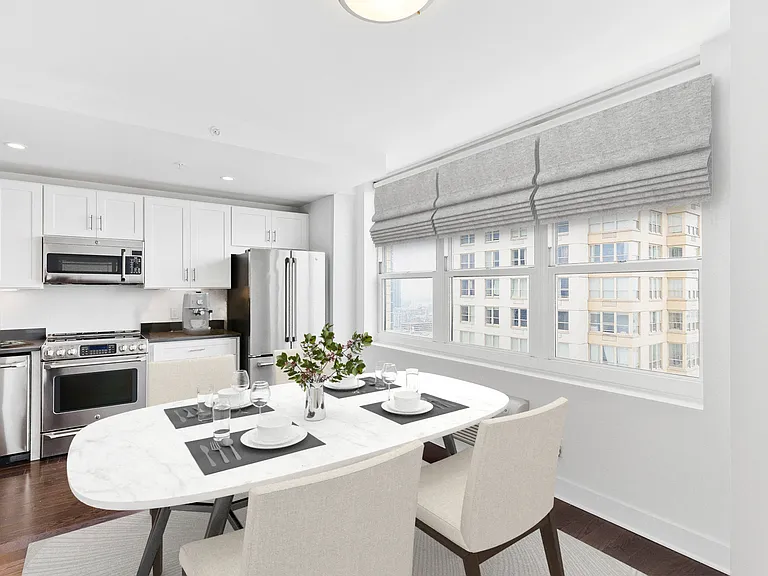 65 Bay Street Apartments — Photo 35