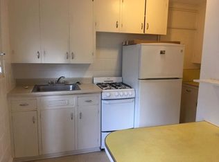 826 Coolidge St APT 2, Honolulu, HI 96826