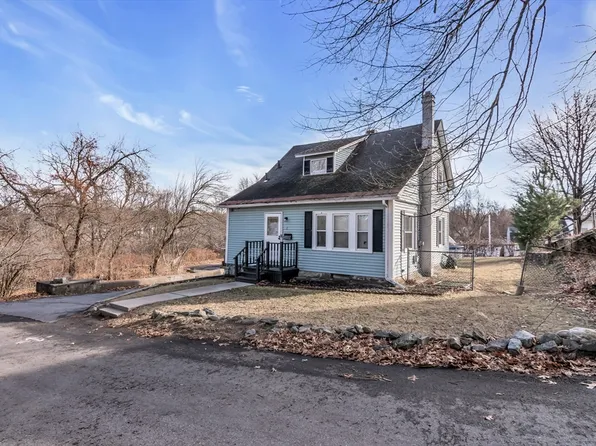 2 Alfred St, Methuen, MA 01844