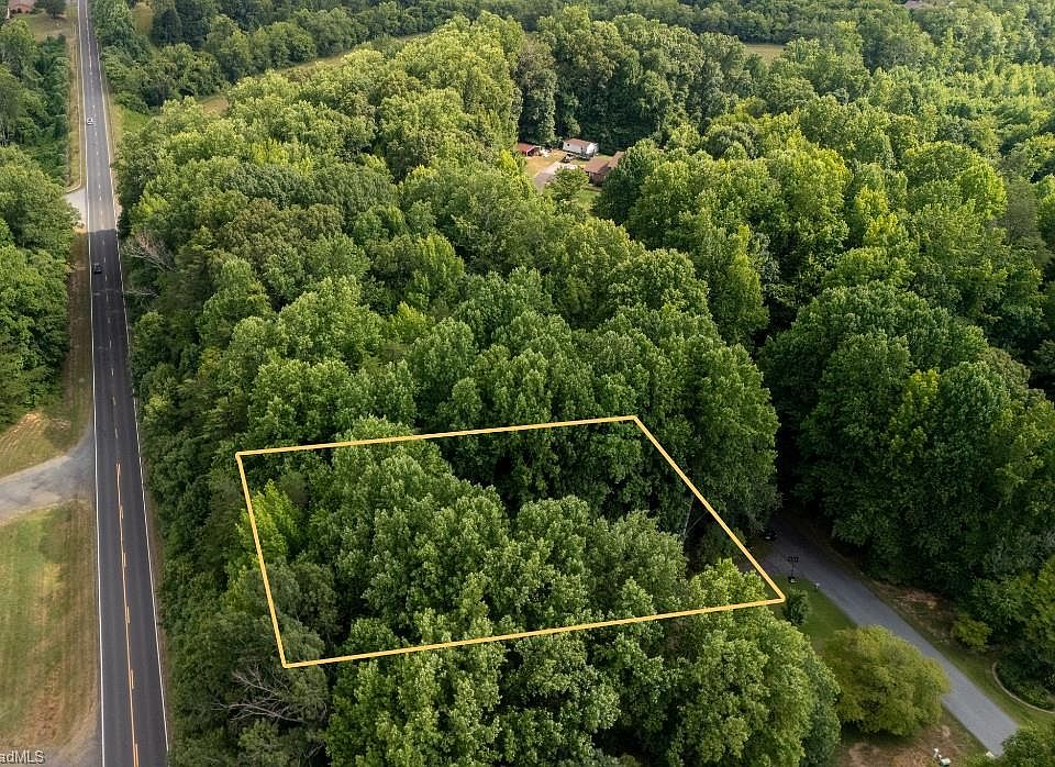 1st image of 181 Rosewood Ln #15-17