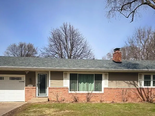 213 Vine St, Monticello, MN 55362