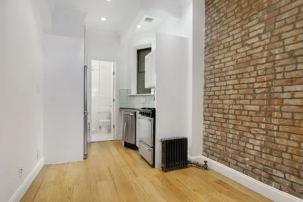 Rented by LG Fairmont Group | media 15