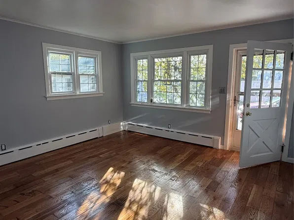 124 Camp Hill Rd, Pomona, NY 10970