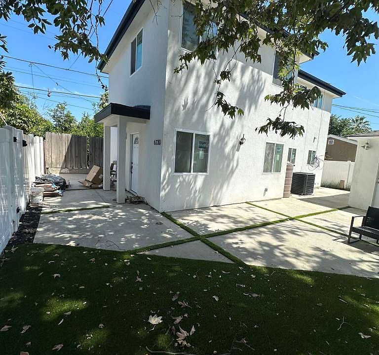 1st image of 6328 1/2 Camellia Ave