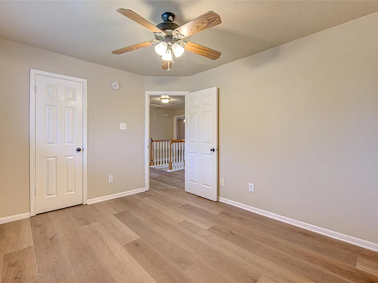 138 W New Meadows Dr — Photo 29