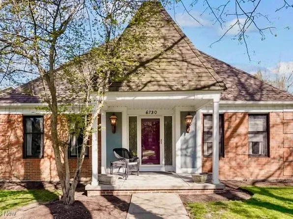 6730 N Palmerston Dr, Mentor, OH 44060