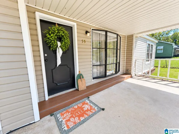 55 Apple St, Jacksonville, AL 36265