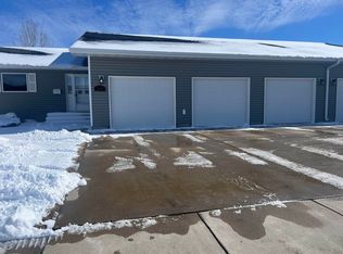 3409 7th St SW, Minot, ND 58701
