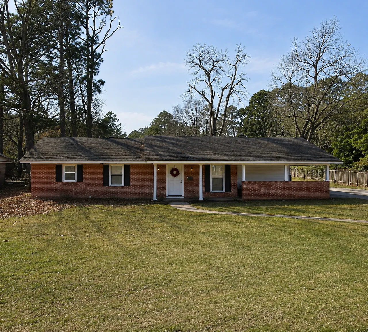 3 bed, 1660 sqft, $2,100 — Photo 1