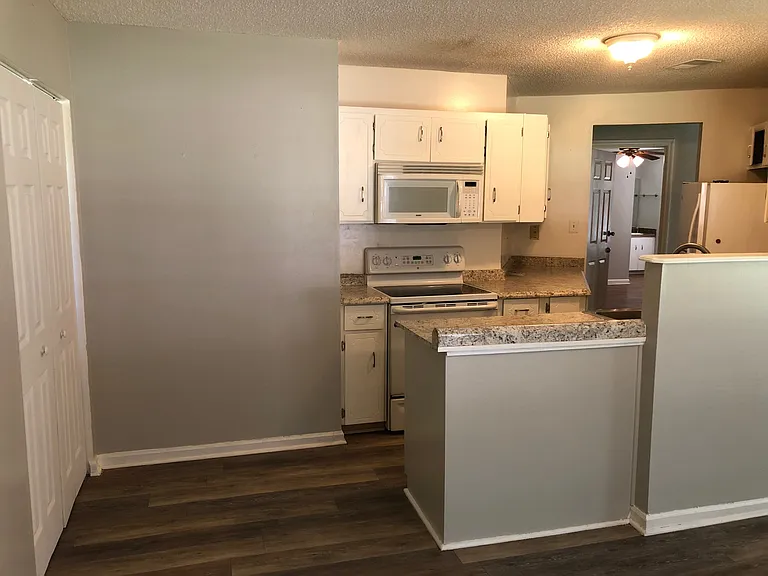 25 Jefferson Cir SE — Photo 12