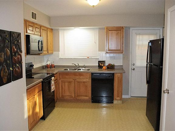 5th image of 10256 Jeffleigh Ln