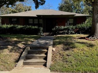 406 N Union St, Whitesboro, TX 76273