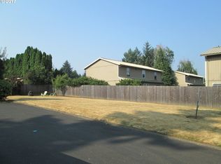 NE Killingsworth St, Portland, OR 97218