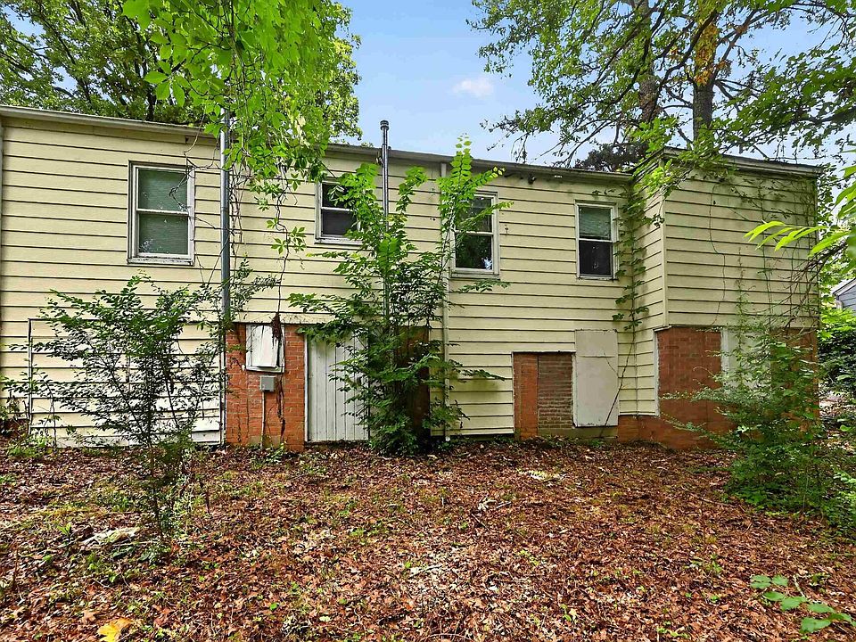 1st image of 210 Belmont Dr