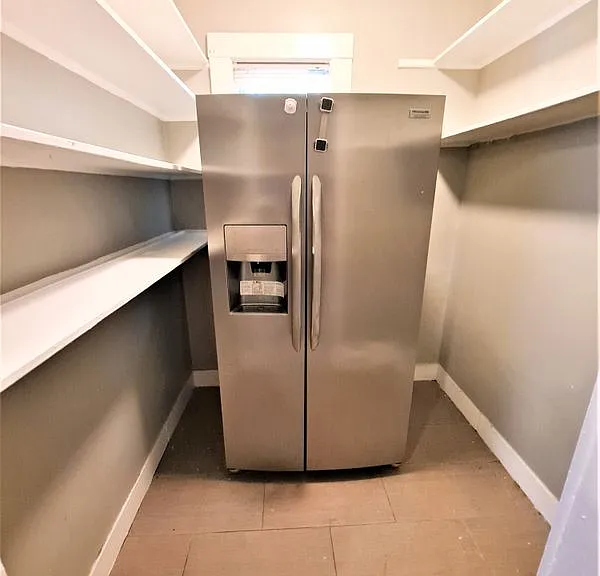 393 Talbot Ave #1 — Photo 3