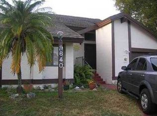 9640 SW 148th Pl, Miami, FL 33196