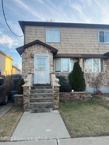 70 Princess St, Staten Island, NY, 10303