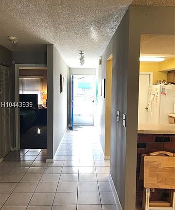4th image of 5201 SW 31st Ave APT 165
