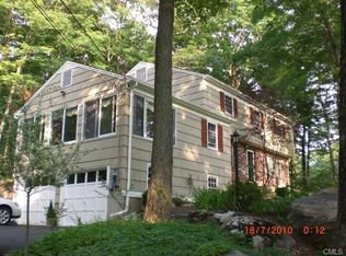 16 Poplar Rd, Ridgefield, CT 06877
