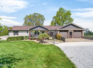 7668 Plateau Rd, Crossville, TN 38571
