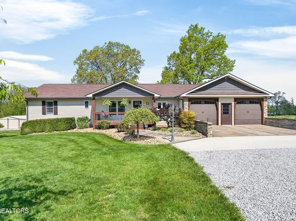 7668 Plateau Rd, Crossville, TN 38571