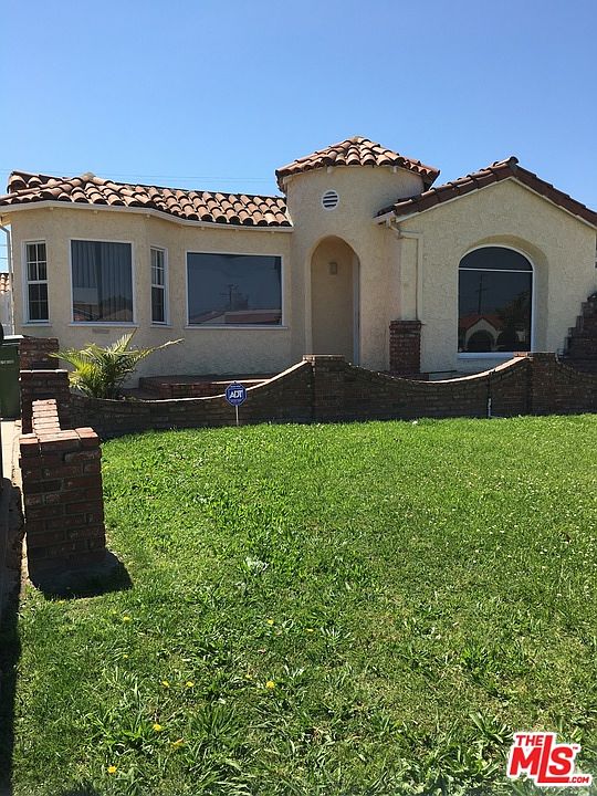 1st image of 2128 W 83rd St