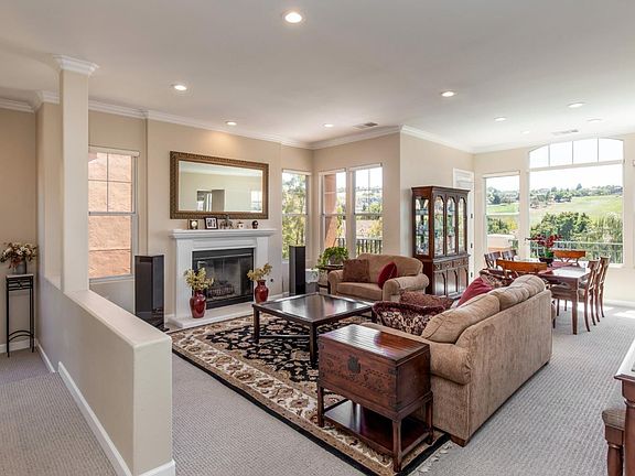 4th image of 5367 Silver Knoll Ct