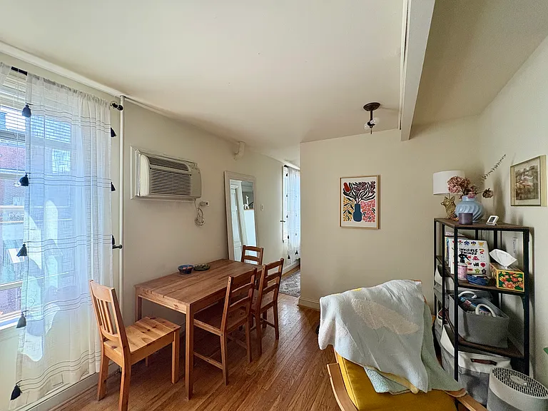 251 S 23rd St #2F — Photo 6