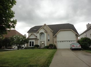 875 Tipperary St, Gilberts, IL 60136