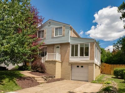 461 Sleepy Hollow Rd, Pittsburgh, PA, 15228