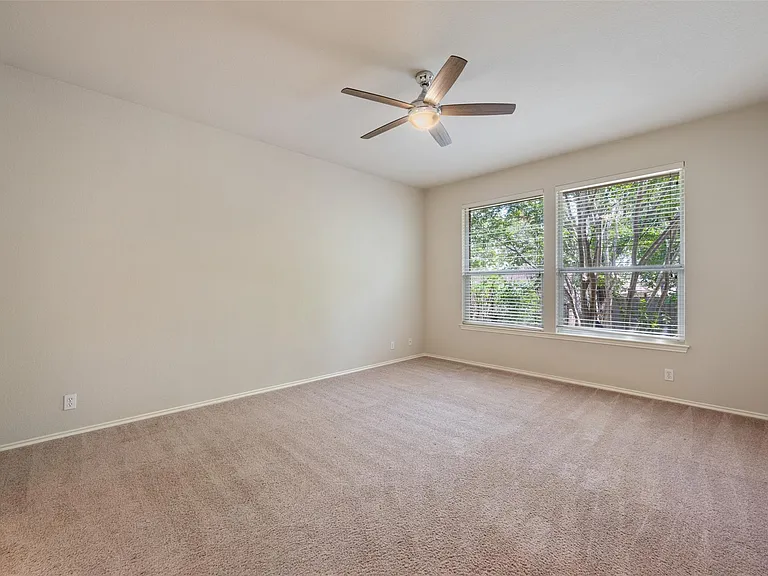 11619 Sonoma Dr — Photo 25