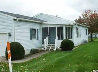 144 Royal Crest Dr, Seville, OH 44273