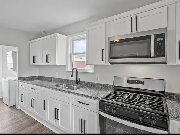 23 Amity St #2, Providence, RI 02909