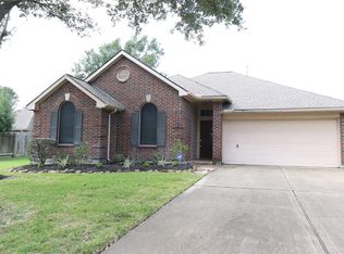 10643 Desert Springs Cir, Houston, TX 77095