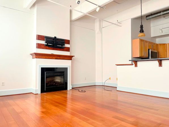 210 Ellicott St APT 304
