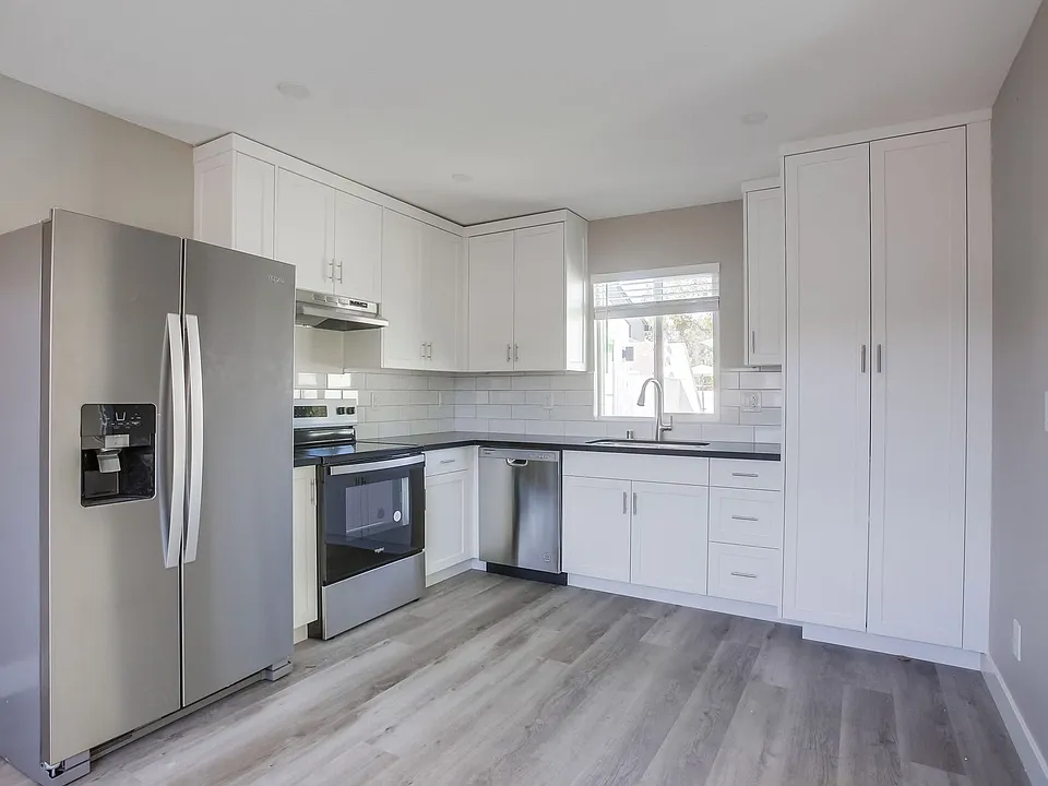 Chai of Escondido | Modern Cottage-Style Apartments with AC + In-Unit Laundry