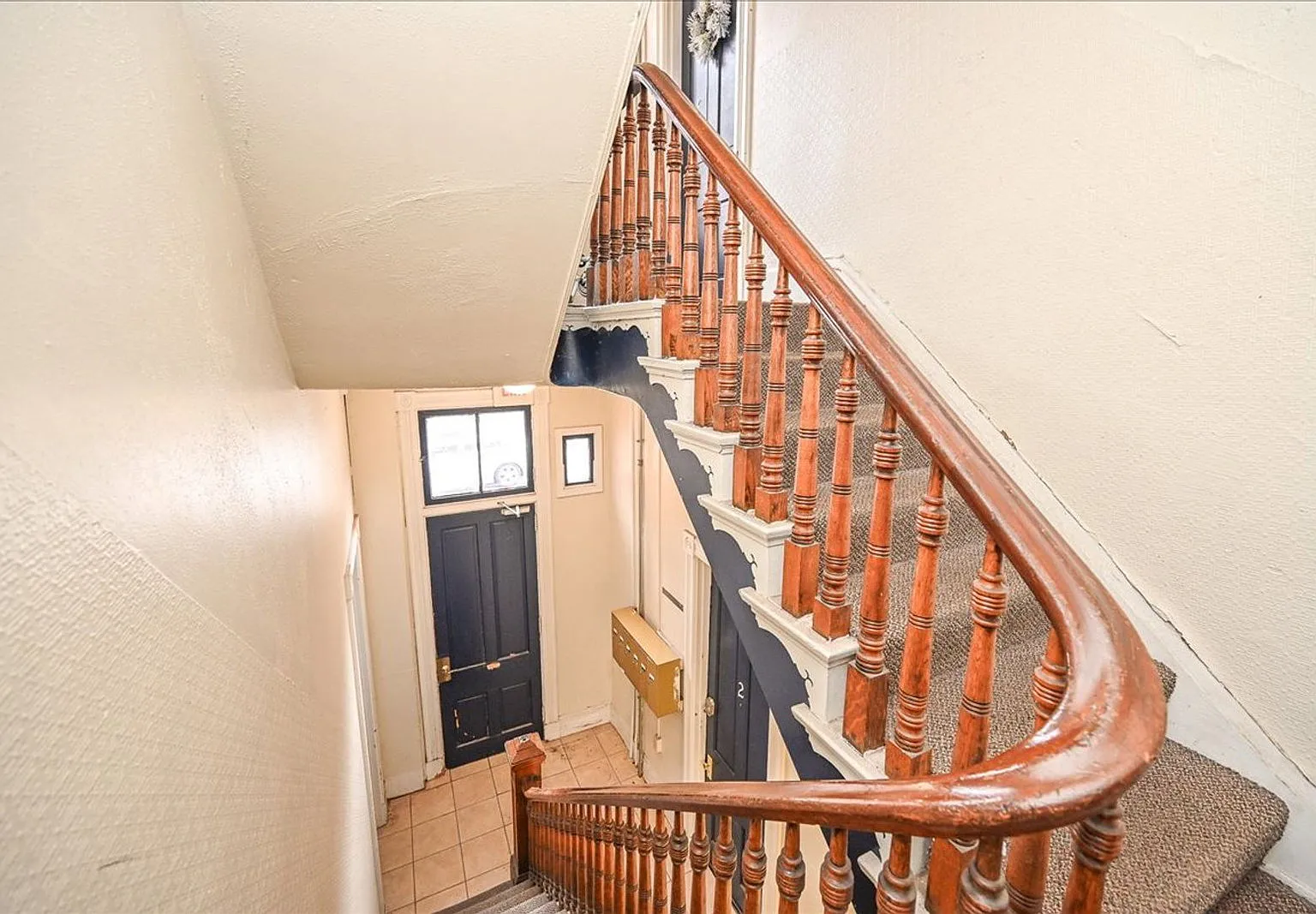 1 bed, 1.0 bath, 1200 sqft, $1,305 — Photo 3
