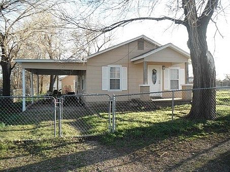 1st image of 1519 W Wyandotte Ave
