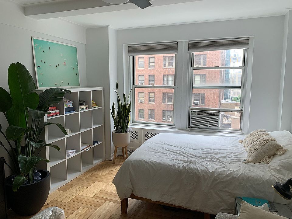 1st image of 433 W 34th St APT 8B
