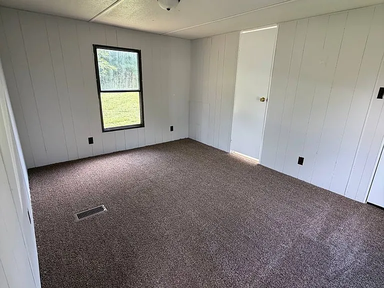 536 Abbott Rd #6 — Photo 10