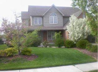 1045 Westminster Ln, Munster, IN 46321