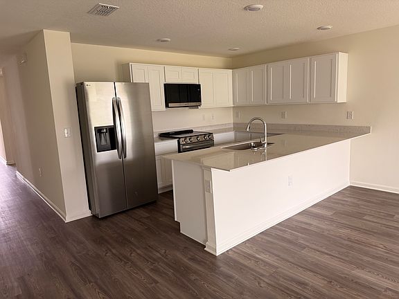 3rd image of 13071 SE 53rd Ave