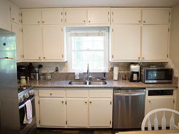 5th image of 113 Riverlake Dr