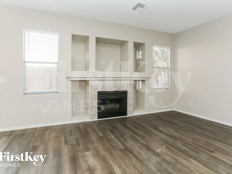 7833 Smokerise Ct — Photo 3