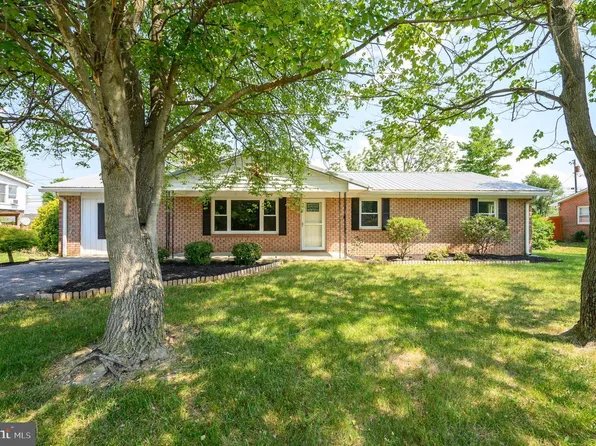 486 Richard St, Martinsburg, WV 25404